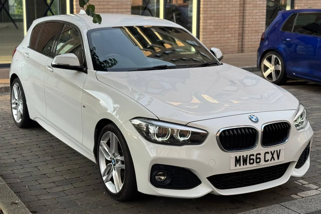 Thumbnail 1 for BMW 1 Series 118d 2016