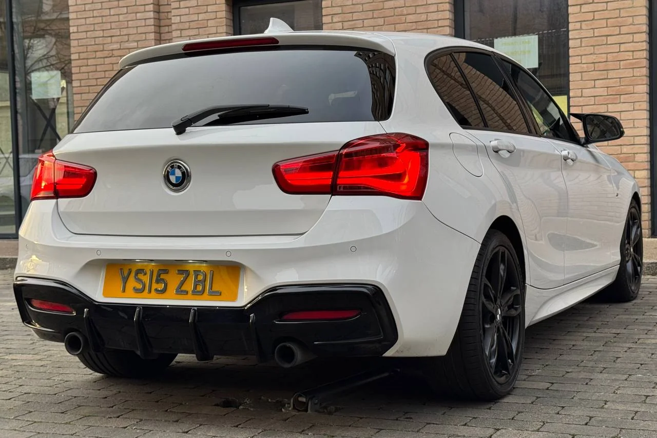 Thumbnail 10 for BMW 1 Series M135i 2015