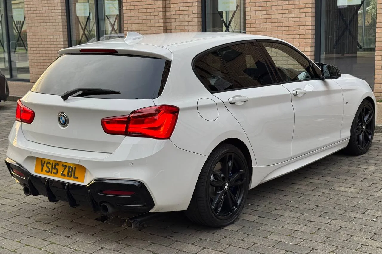Thumbnail 6 for BMW 1 Series M135i 2015