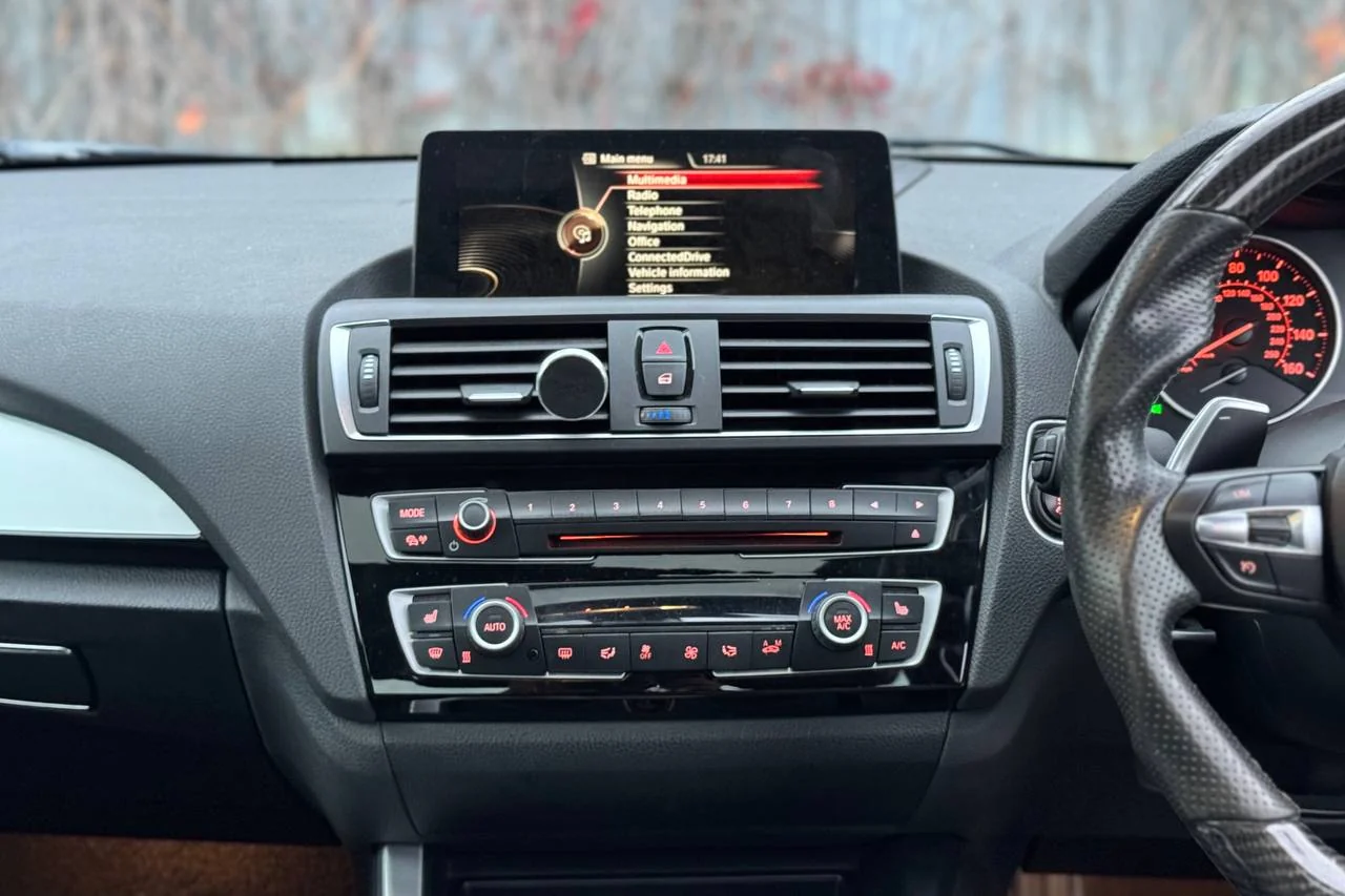 Thumbnail 18 for BMW 2 Series 235i 2015