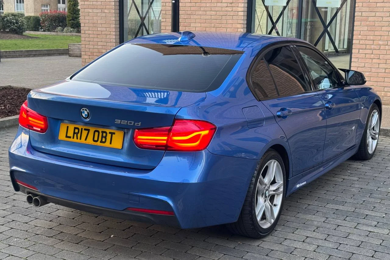 Thumbnail 6 for BMW 3 Series 320d 2017