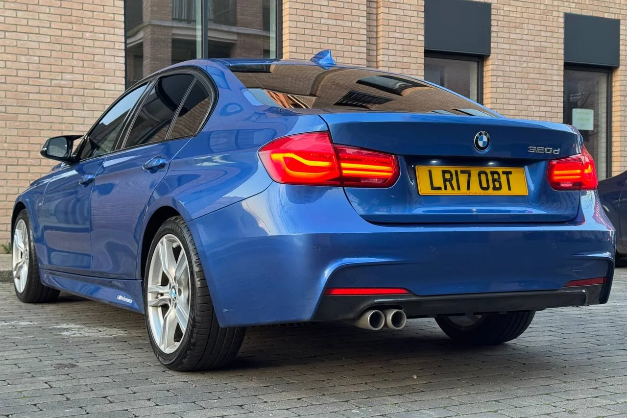 Thumbnail 9 for BMW 3 Series 320d 2017