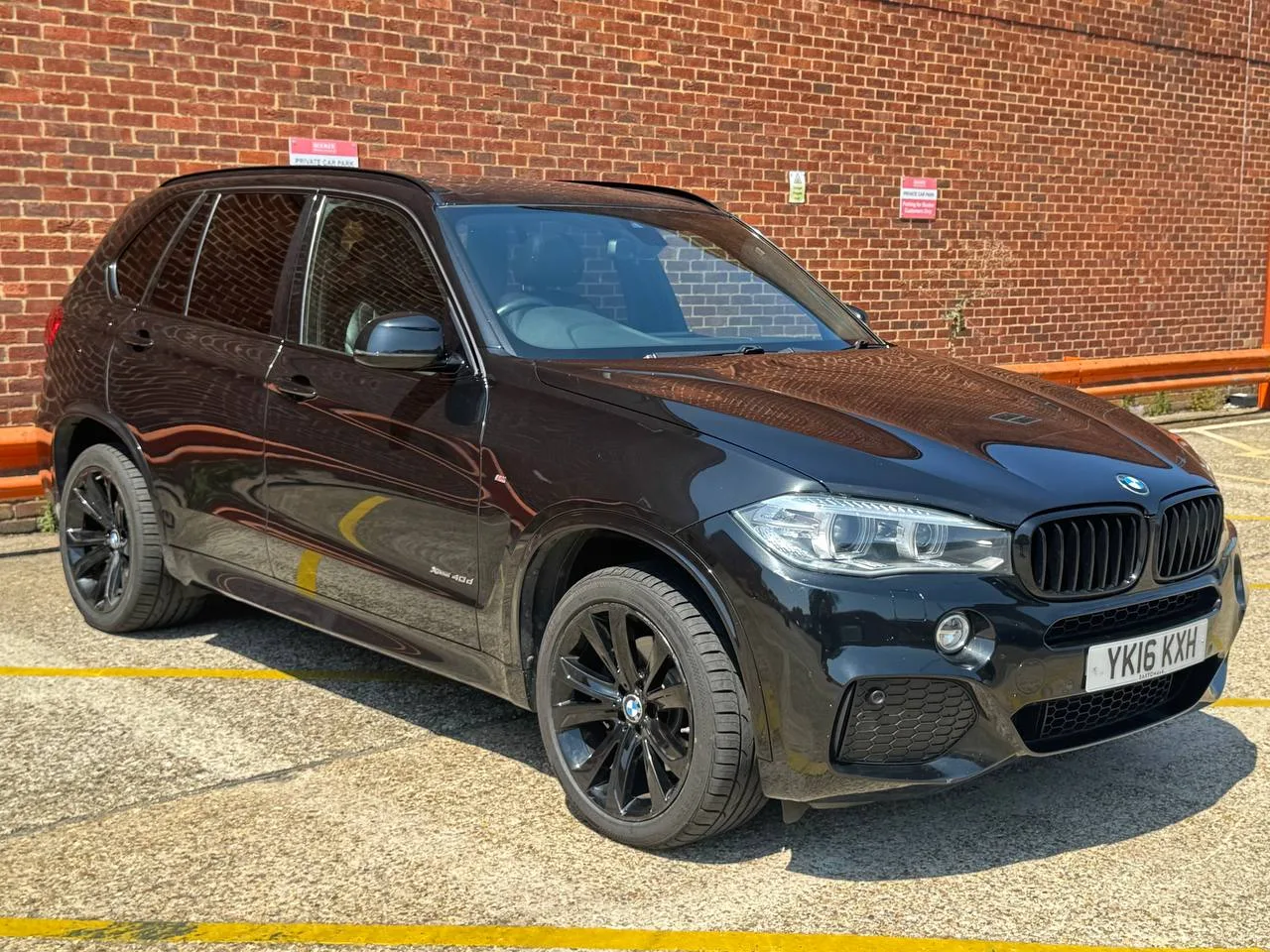 Thumbnail 1 for BMW X5 M Sport 2016