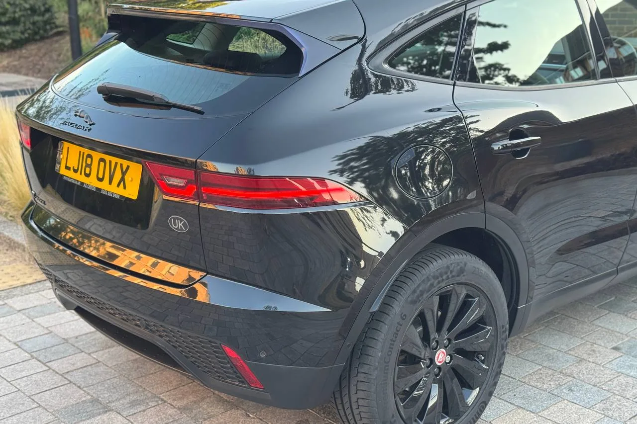 Thumbnail 10 for Jaguar E-Pace S 2018