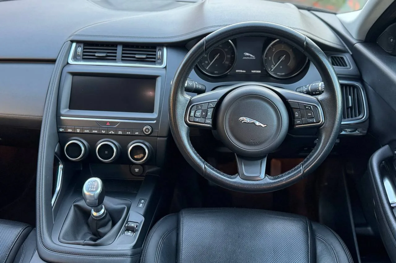 Thumbnail 13 for Jaguar E-Pace S 2018