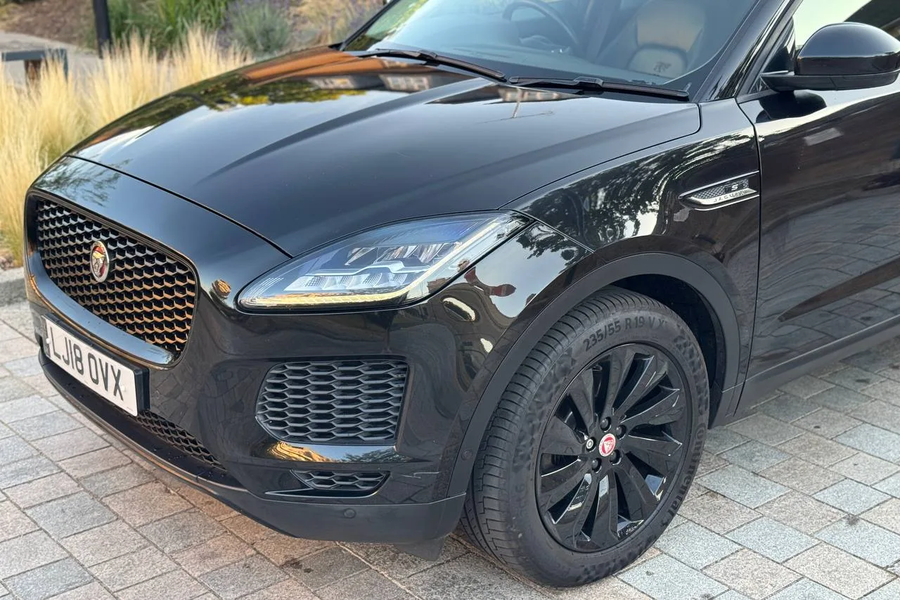 Thumbnail 8 for Jaguar E-Pace S 2018