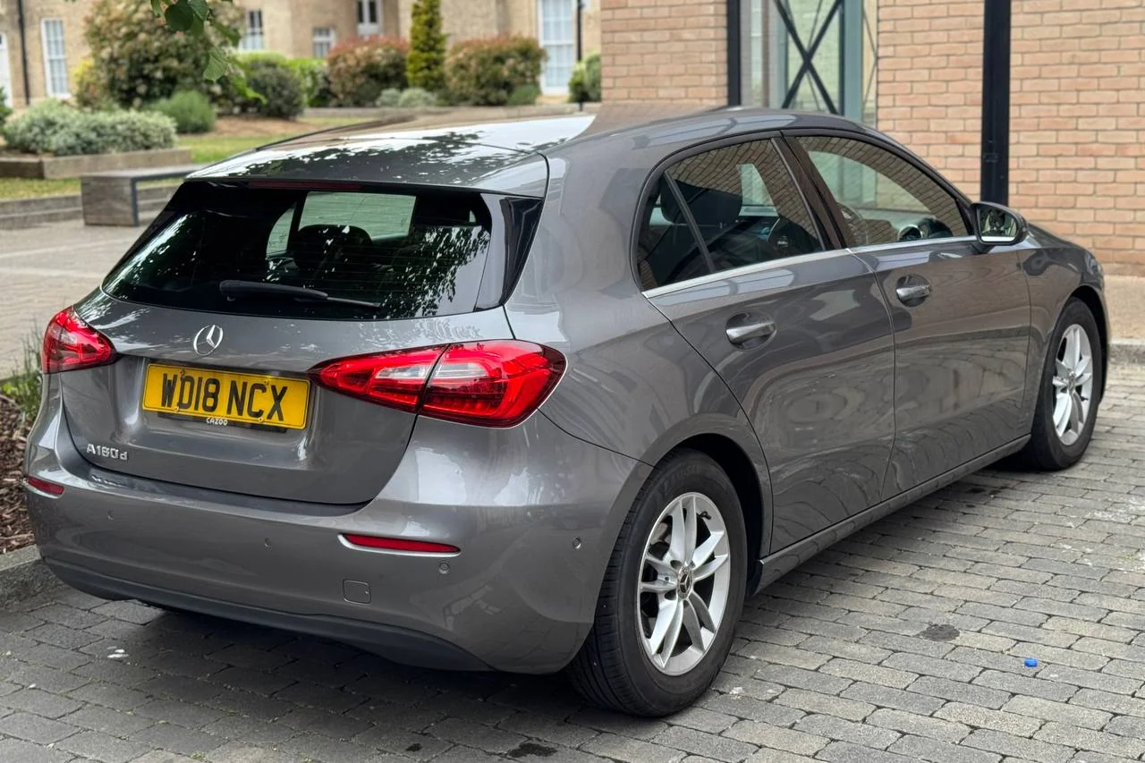 Thumbnail 6 for Mercedes A-Class 2018