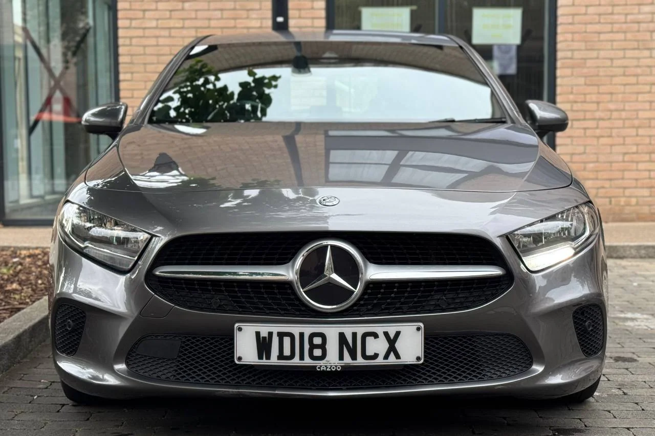 Thumbnail 8 for Mercedes A-Class 2018