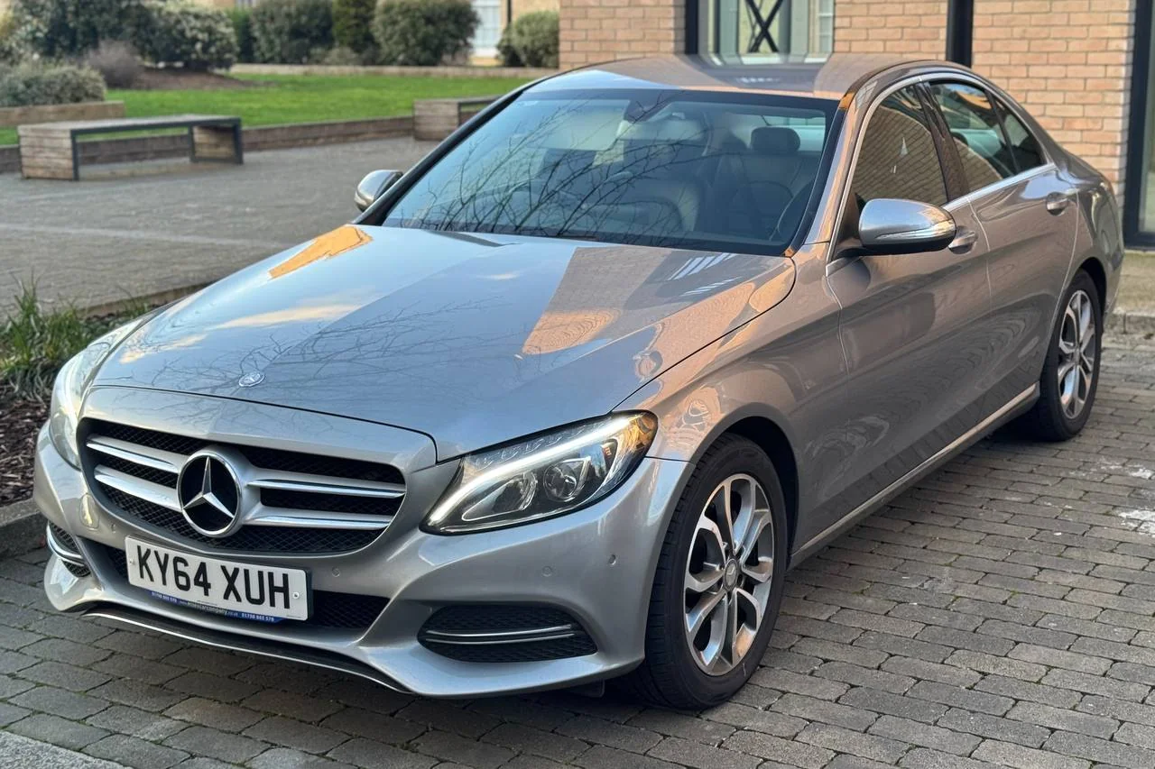 Thumbnail 3 for Mercedes C Class Sport C220 2014